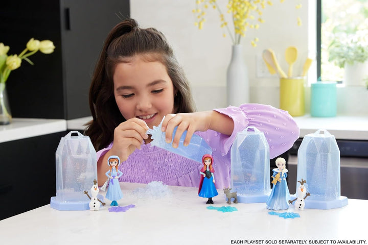 Mattel Disney Frozen Ice Reveal, păpușă cu gel de gheață Squishy și 6 surprize, inclusiv figurină Friends și accesorii (păpușile pot varia) HRN77