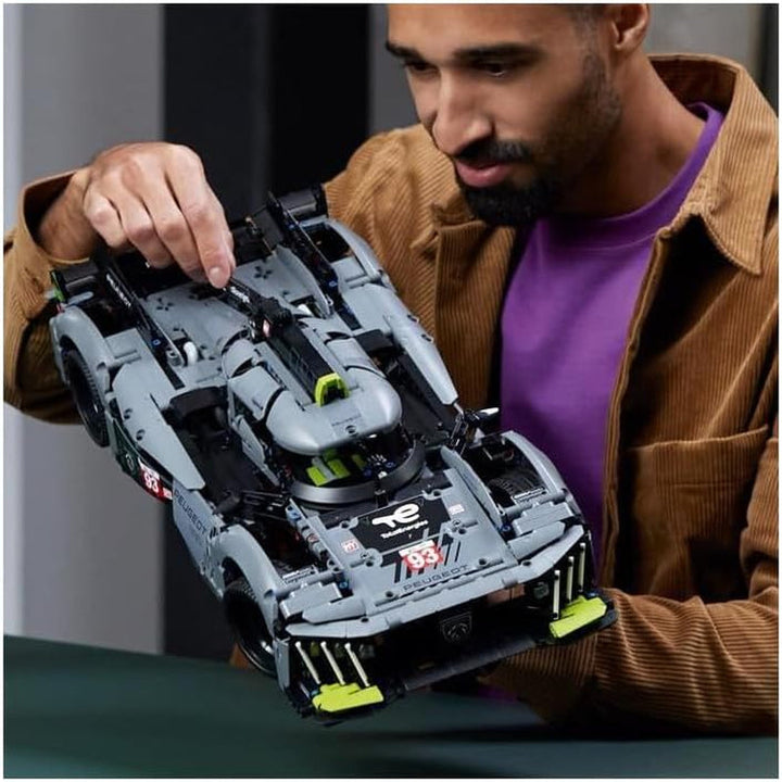 LEGO 42156 Technic Peugeot 9X8 24H Le Mans Hybrid Hypercar, mașină de curse legendară, kit model pentru adulți, scara 1:10, mașină de motorsport de colecție pentru jucători avansați