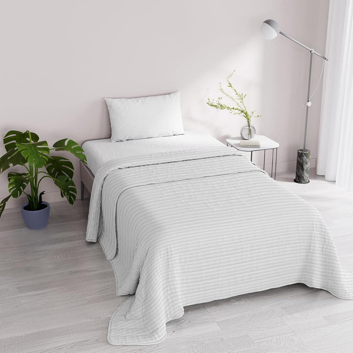 Cuvertură de vară Satin Stripes, poliester, crem, 260X250 Cm Plapumi si pilote Naty Shop Alb 170X250 Cm
