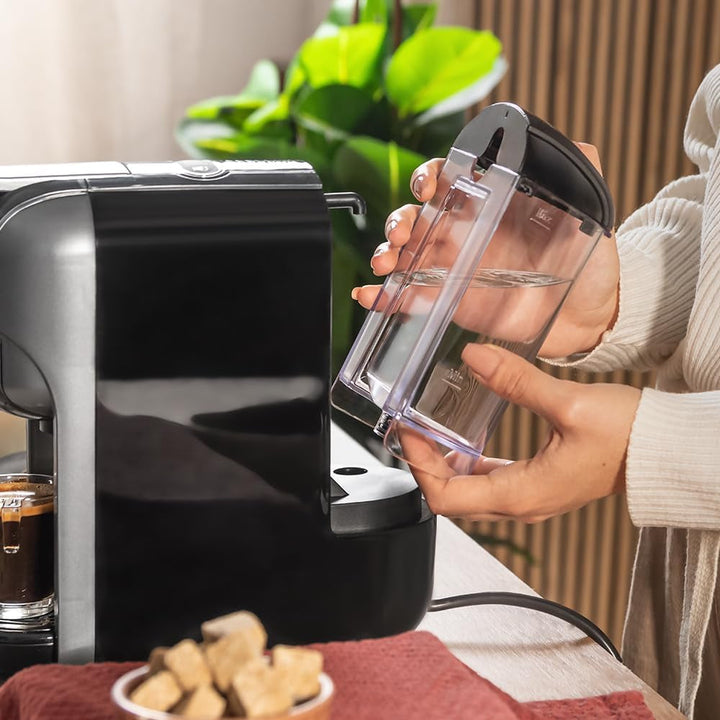Espressor compact Cecotec Espresso Freestyle, putere maximă 1450 W, termobloc, design elegant și compact, pompă ForceAroma cu presiune de 19 bari, rezervor de apă de 600 ml, oprire automată
