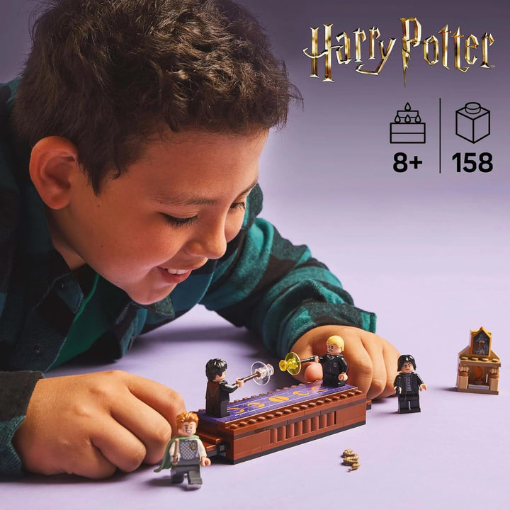 LEGO Harry Potter Castelul Hogwarts: Clubul de duel, set de construcție Cu 4 minifigurine Incl. Draco Malfoy, Gilderoy Lockhart & Severus Snape, set Cu funcție Pentru băieți și fete cu vârsta de 8+ 76441