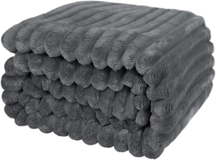 Kuscheldecke 200X230 Cm - Warme Flausige BettÃ¼berwurf Decke Und Sofadecke Mama, Frauen Und Freundin (Beige, 200X230Cm)