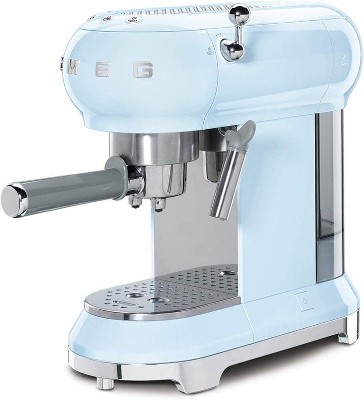 Espressor manual Smeg, ECF01PBEU, sistem cappuccino, termobloc, capacitate mare a ceștilor și funcție dublă de cafea, rezervor de apă de 1 l, dimensiuni compacte, 1350 W, albastru pastel