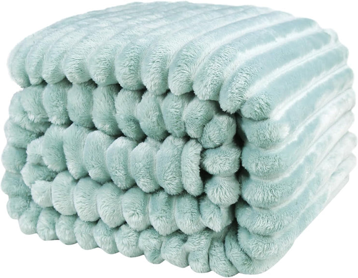 Kuscheldecke 200X230 Cm - Warme Flausige BettÃ¼berwurf Decke Und Sofadecke Mama, Frauen Und Freundin (Beige, 200X230Cm)
