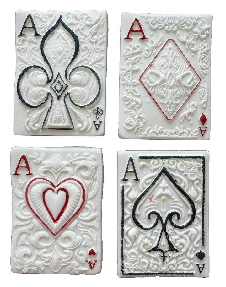 Set 4 decoratiuni comestibile din pasta de zahar, Carti de joc Decoratiuni din Pasta de Zahar Nati Shop
