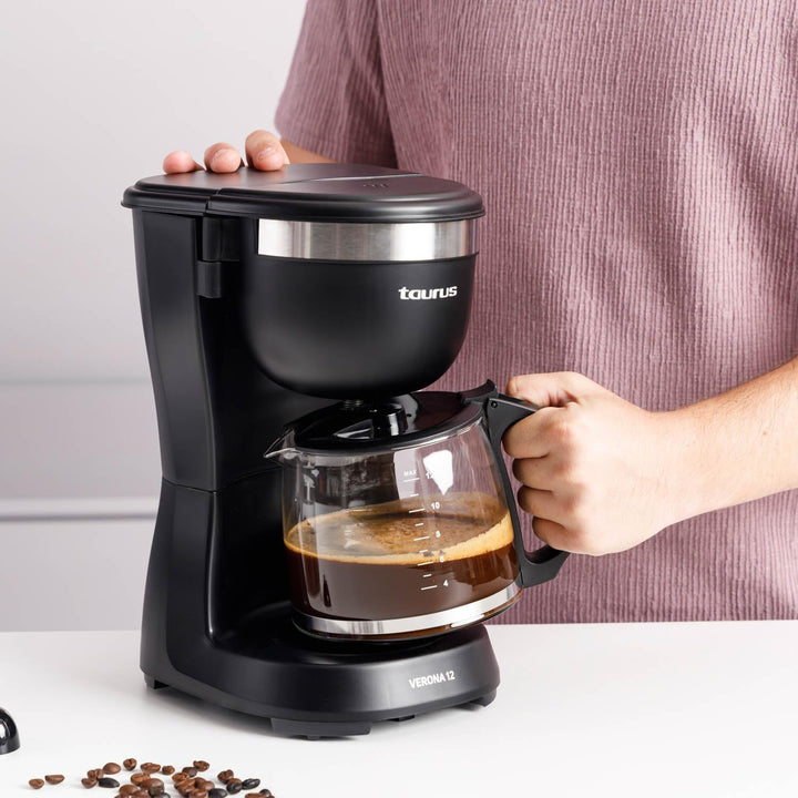 Espressor Verona 12, 680 W, 1250 ml, Intense Flavour Tech, plită, filtru permanent lavabil, cană de sticlă anti-picurare, design compact negru mat, fără BPA