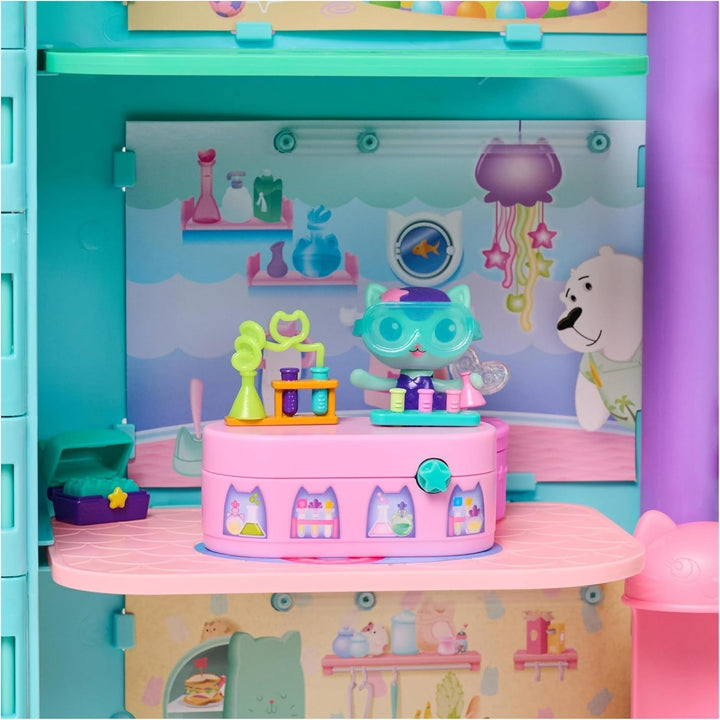 Gabby™S Dollhouse, Bobble Kitty Furniture Pack Of Meerkats, figură de pisică cu mobilier și accesorii pentru casa de păpuși, de la 3 ani