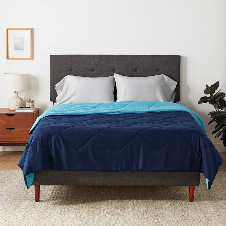 Amazon Basics cuvertură din microfibră, poate fi utilizată pe ambele părți, 220 X 240 Cm, gri / negru Plapumi si pilote Naty Shop Albastru marin/albastru cer 220X240 Cm