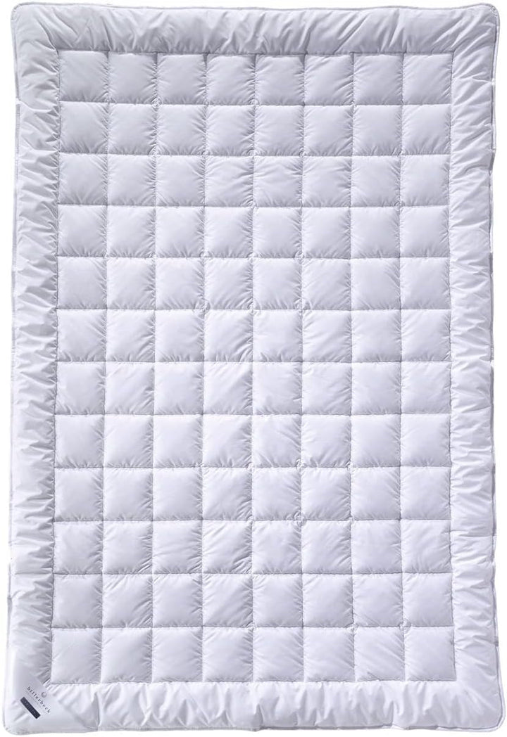 Plapuma Billerbeck E22 Wash-Star UNO - plapuma all-season - 135 X 200 cm - plapuma din fibre - Magicfill® - fibre goale, 100% poliester - cu Eco Wash-Egg Plapumi si pilote Naty Shop Lumină de vară (Sl) 155 X 220 Cm