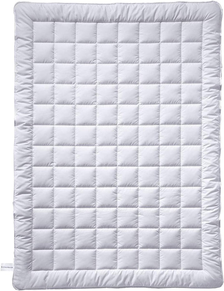 Plapumă Billerbeck Jasmin Superlight - plapumă de vară - 135 X 200 Cm - plapumă din bumbac, plapumă răcoritoare - 90 % viscoză (bambus) 10 % poliester (airsoft), alb Plapumi si pilote Naty Shop Titlu implicit