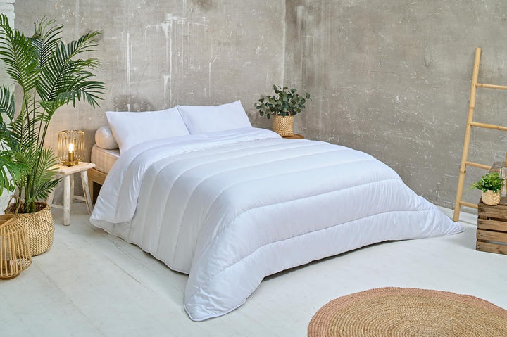Bleu Câlin COUETTE MICROFIBRE KMF 45S, 240X260Cm, Poliester, Plapumă, Pătură, Alb, Iarnă Plapumi si pilote Naty Shop 200 X 200 Cm