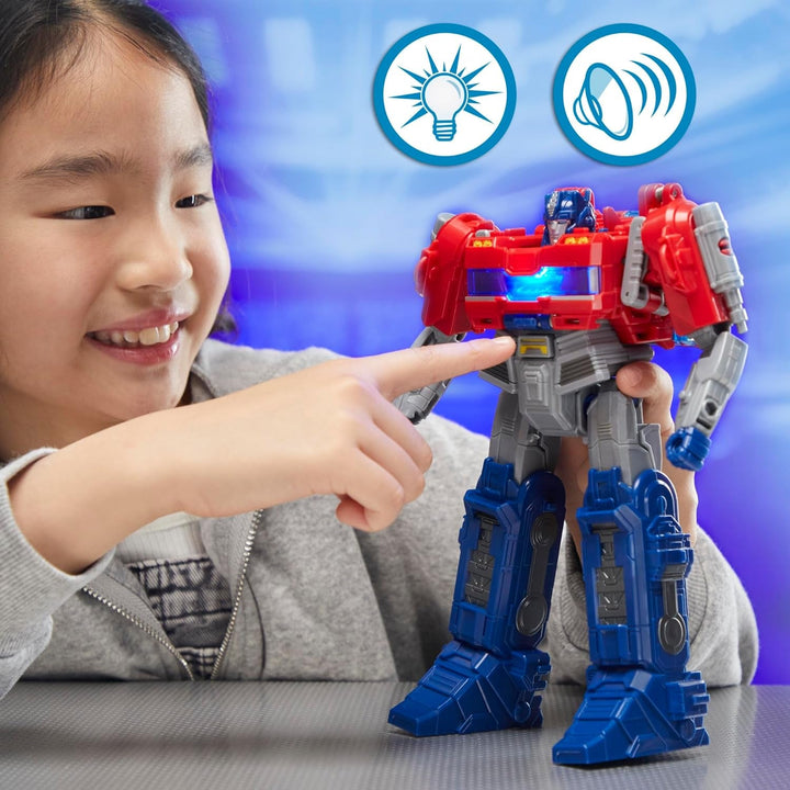 Transformers One Power Flip Optimus Prime (Orion Pax) figurină interactivă