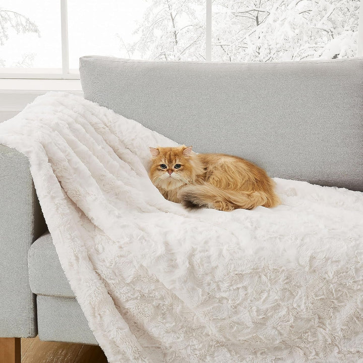 UGG Adalee 10483 Ãœberwurfdecke Aus Weichem Kunstfell, Wendbar, LuxuriÃ¶s, GemÃ¼tlich, Flauschig, Flauschig, Hotelstil, Boho, Heimdekoration, Weiche, LuxuriÃ¶se, Bequeme Decken FÃ¼r Couch, 178 X 127 Cm,