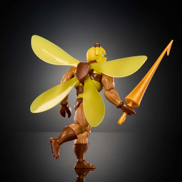 Masters of the Universe Origins Action Figure Buzz-Off din colecția de desene animate, aproximativ 14 cm înălțime, de la televiziunea din anii 1980, Bee Leader cu aripi și ochelari cu Javelin, JBM88