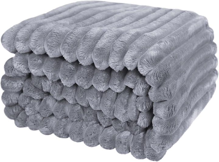 Kuscheldecke 200X230 Cm - Warme Flausige BettÃ¼berwurf Decke Und Sofadecke Mama, Frauen Und Freundin (Beige, 200X230Cm)