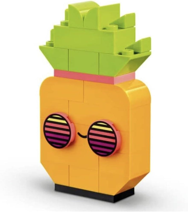 LEGO 11027 Classic Neon Creative Building Set, Brick Box Set, Jucărie de construcție cu modele: mașină, ananas, extraterestru, patine cu rotile, figuri și multe altele, pentru copii de la 5 ani în sus