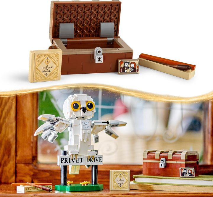 LEGO Harry Potter Hedwig în Privet Drive 4 Set cu bufniță de jucărie pentru copii, figură animal construibilă cu valiza Hogwarts, cadou mic pentru băieți, fete și toți fanii de la 7 ani 76425
