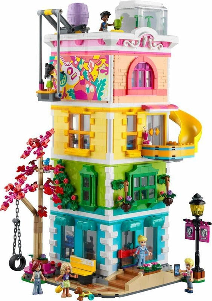 LEGO 41748 Friends Heartlake City Community Centre, clădire modulară cu studiouri de artă și de înregistrare, cameră de joacă cu 6 mini păpuși, inclusiv Pickle The Dog, jucărie pentru copii
